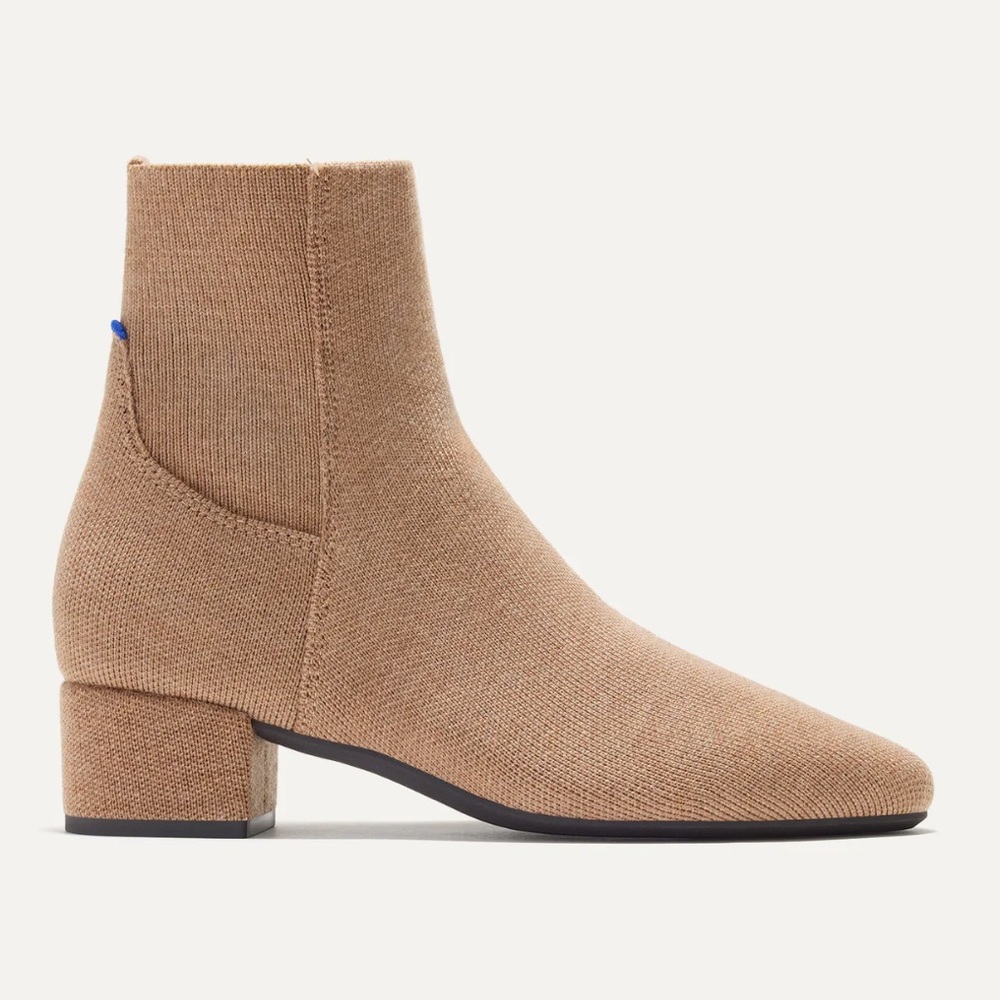 Rothys The classic boot size 7 tobacco